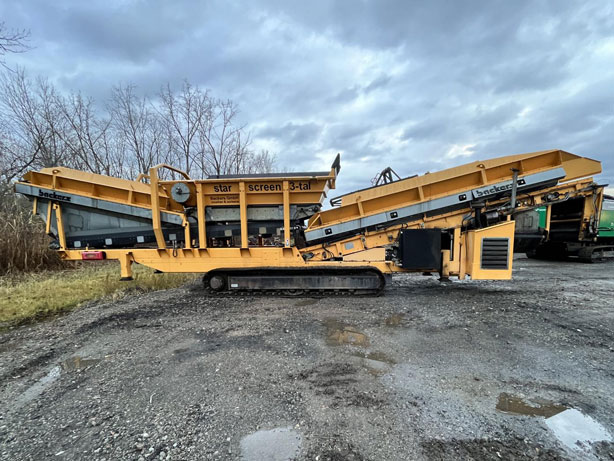 Right side view of used 2014 backers-starscreen 3tal